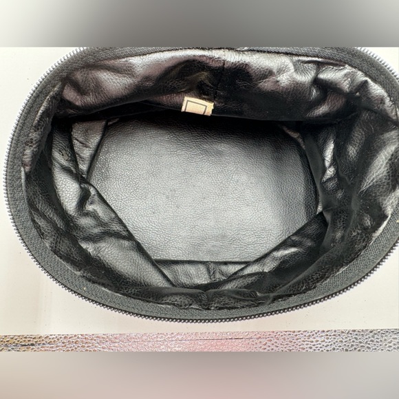 Fendi-Authentic-Pequin Vanity Case PVC leather Brown Black - Picture 6 of 9